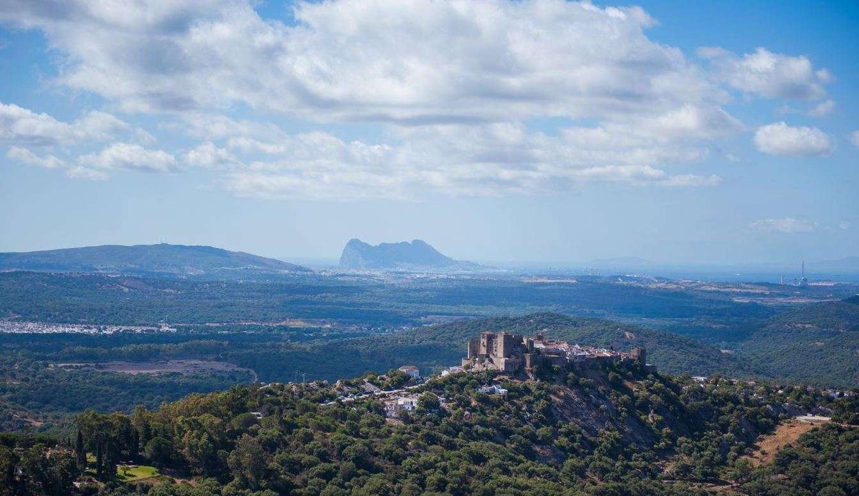 ‘Itinerario de Arte Rupestre Los Alcornocales’ para el sábado