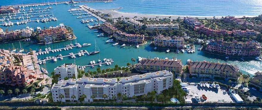 Pier en la Marina de Sotogrande