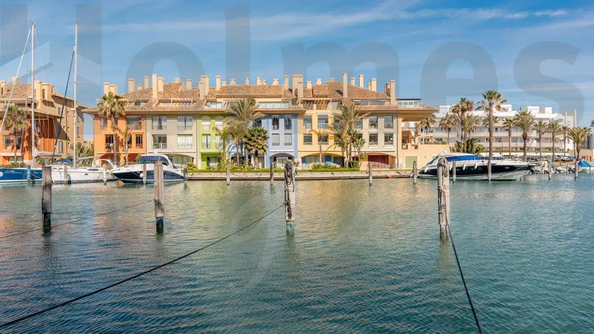Holmes Sotogrande - Ref: NEC-968