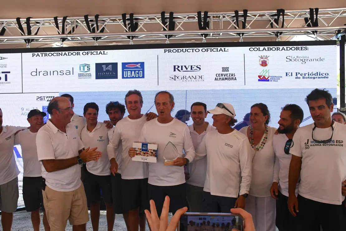 2024 entrega trofeos 25 copa ubago sotogrande vela 13