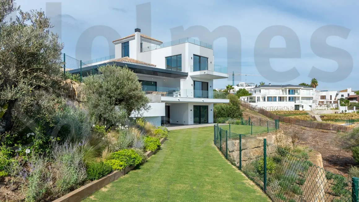 Villa Sue&ntilde;o - Holmes Sotogrande