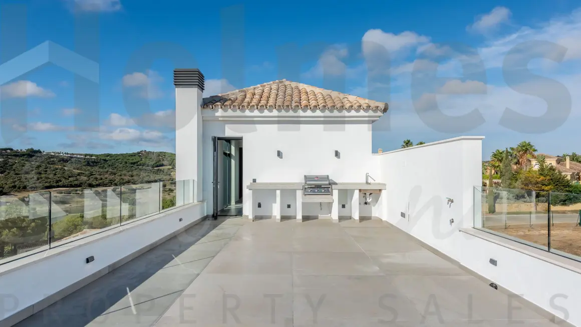Villa Sue&ntilde;o - Holmes Sotogrande