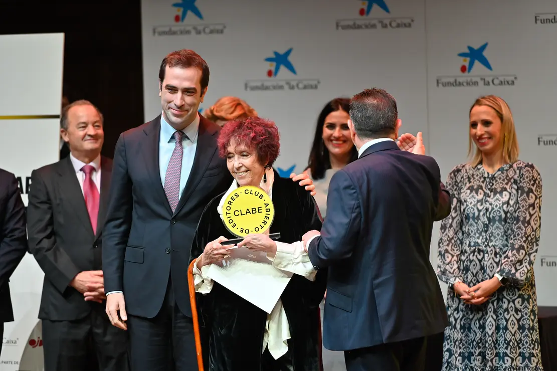 6129 -1186  XVII Premios CLABE 19 11 2024 &copy; Foto STB Estudio
