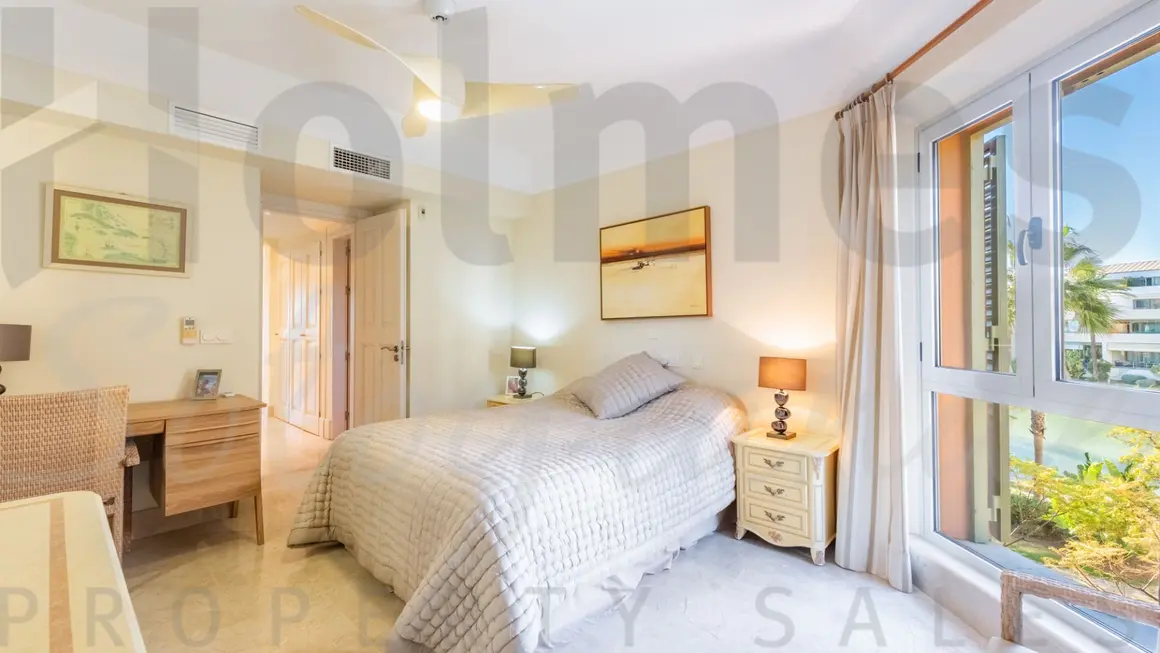 Ref: ROM-750 - Holmes Sotogrande