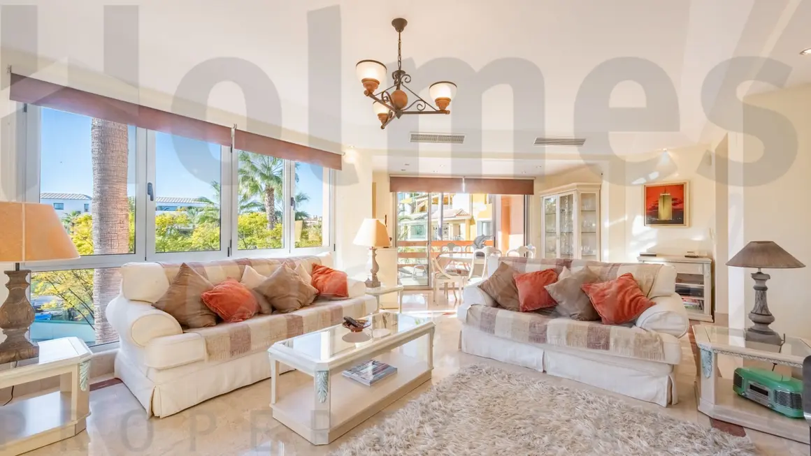 Ref: ROM-750 - Holmes Sotogrande