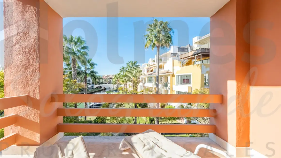 Ref: ROM-750 - Holmes Sotogrande