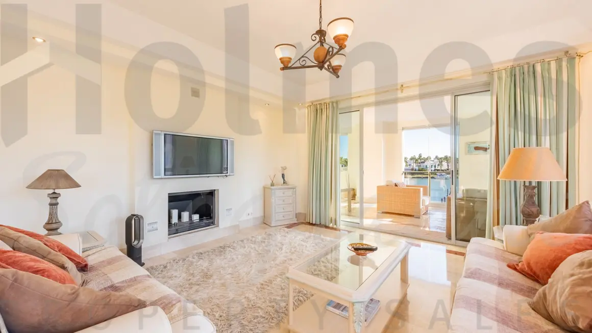 Ref: ROM-750 - Holmes Sotogrande