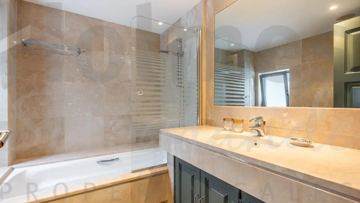 Ref: RIO-1033 - Holmes Sotogrande