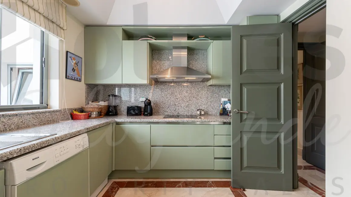 Ref: RIO-1033 - Holmes Sotogrande