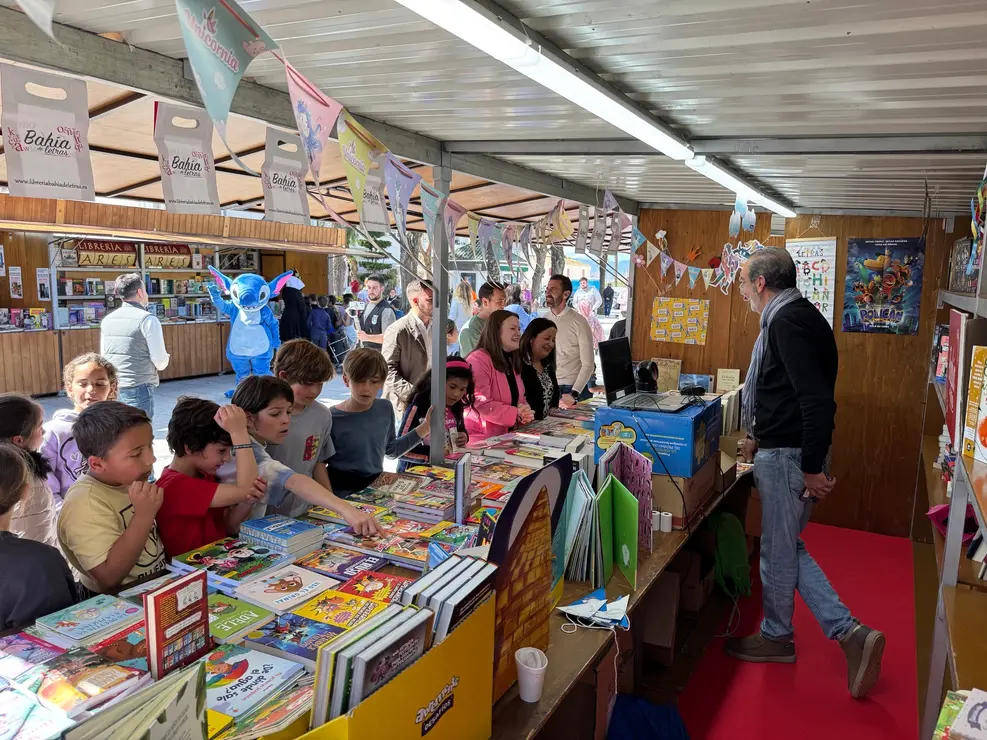 2025 inaugura Feria Libro IMG_8561