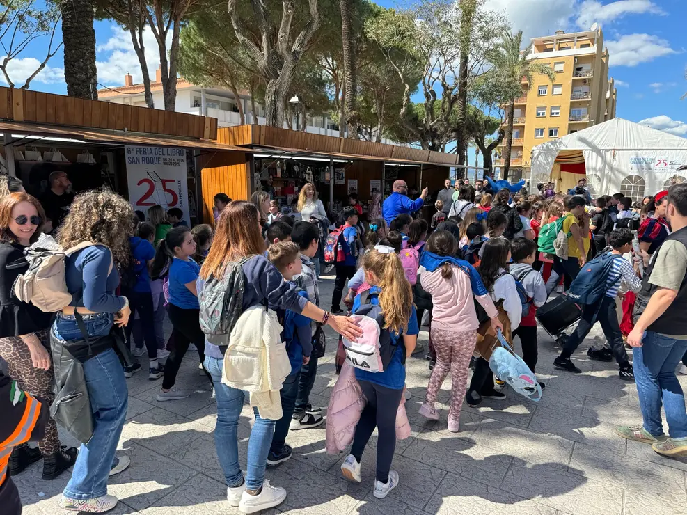 2025 inaugura Feria Libro IMG_8571