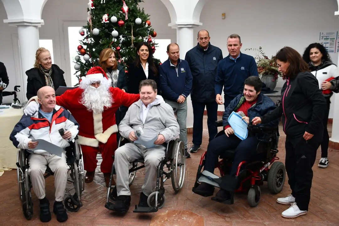 Diplomas golf adaptado de La Ca&ntilde;ada