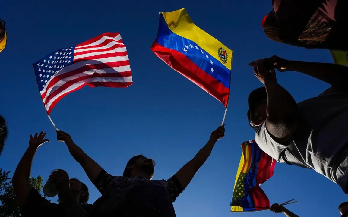 La econom&iacute;a es crucial para los propios venezolanos, porque la tiran&iacute;a chavista aplic&oacute; durante 25 a&ntilde;os una disparatada pol&iacute;tica econ&oacute;mica socialista