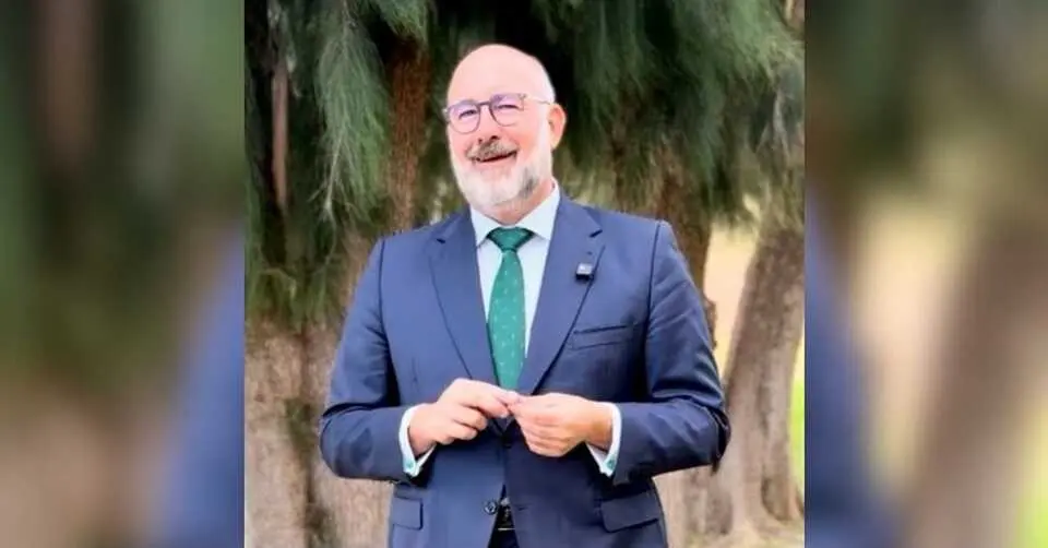 Fil&oacute;logo y educador vocacional, Juan Jos&eacute; de Paiz dedic&oacute; m&aacute;s de 25 a&ntilde;os a la ense&ntilde;anza y a la direcci&oacute;n educativa.