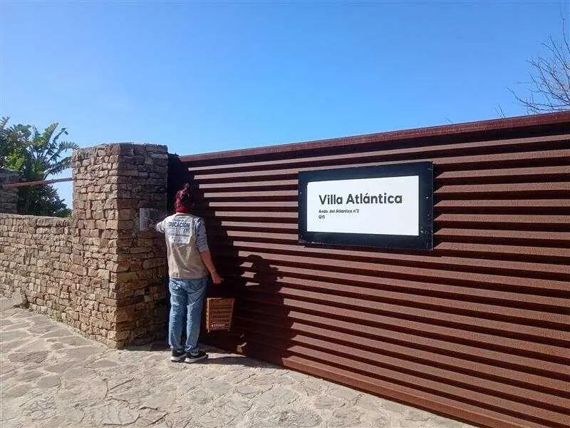 La Mancomunidad de Municipios del Campo de Gibraltar y ARCGISA intensifican esta semana en Tarifa las acciones de la campa&ntilde;a de sensibilizaci&oacute;n ambiental &ldquo;Este marr&oacute;n vale la pena&rdquo;.