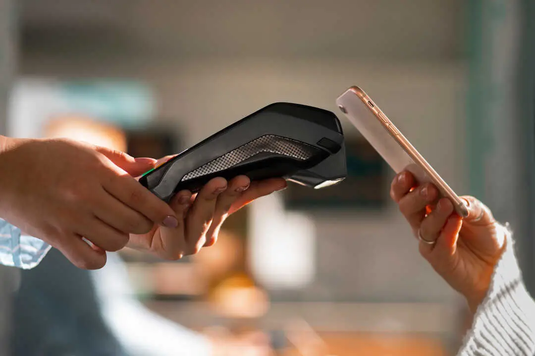 Ni os bancos ni los establecimientos deber&aacute;n depender tanto como hasta ahora de las pasarelas de pago electr&oacute;nico.
