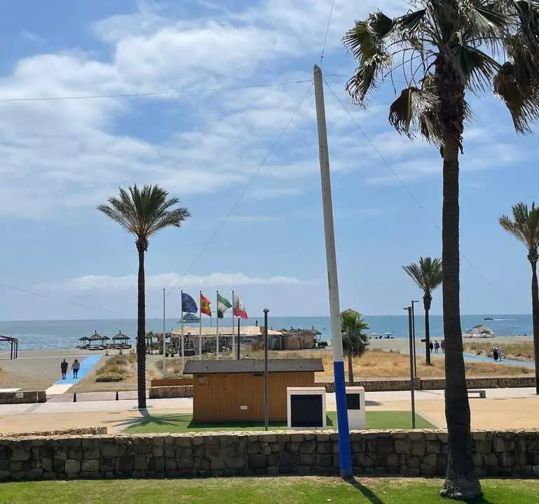 Playa de Torreguadiaro.