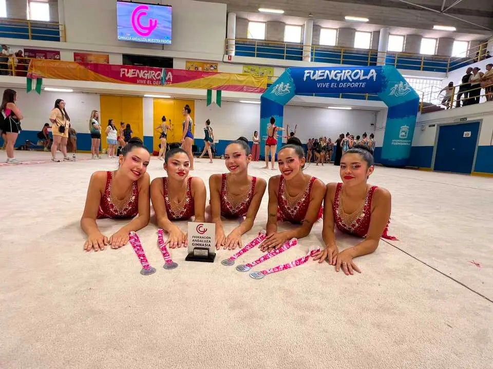 Plata gimnasia r&iacute;tmica