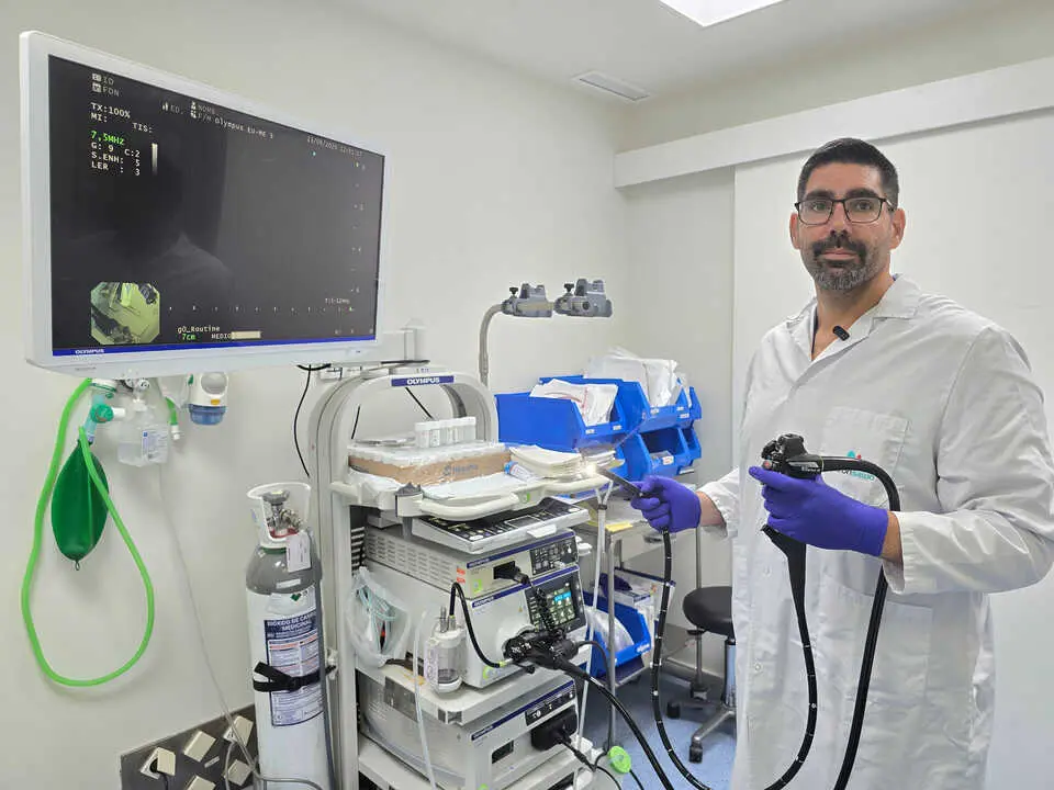 Dr. Manuel de Sola