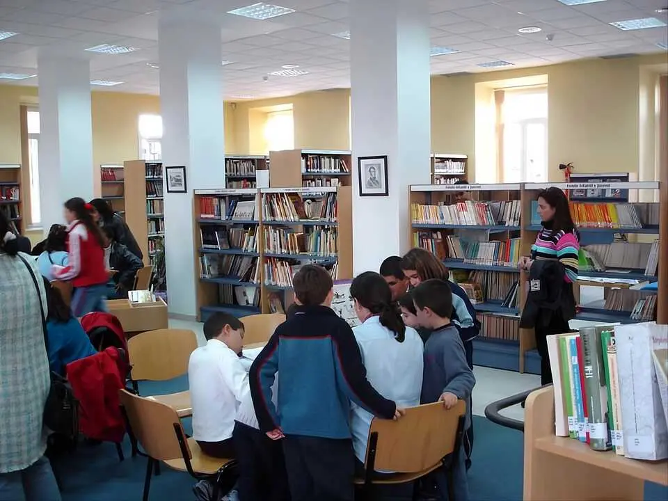 Imagen de archivo de la Biblioteca de San Roque, uno de los espacios que forman parte de la Red municipal.