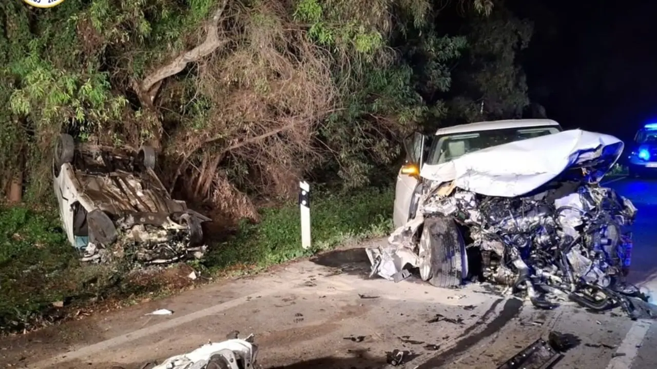 Accidente en Castellar de la Frontera

Im&aacute;genes: Consorcio de Bomberos Provincia de C&aacute;diz