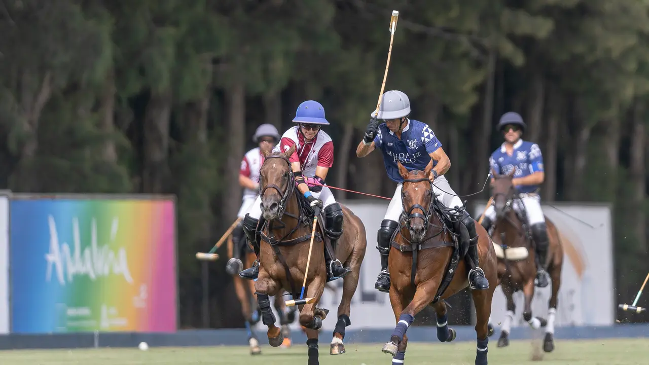 Jes&uacute;s Cobino & Gregorio Gelosi - MUDA IZ POLO vs. JOHN SMITH - Photo Credit MATIAS CALLEJO