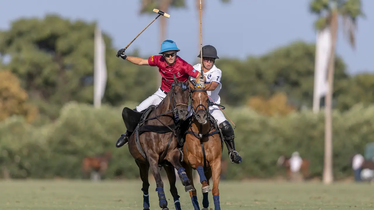 Louis Hine & Dante Castagnola - DOS LUNAS vs. LA DOLFINA HEREDEROS DEL MARQU&Eacute;S DE RISCAL - 
Photo Credit MATIAS CALLEJO