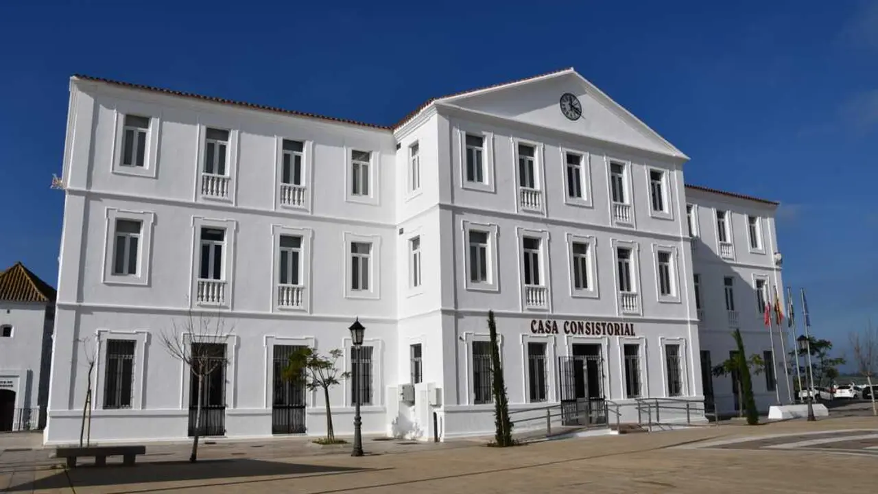 Fachada del Ayuntamiento de San Roque