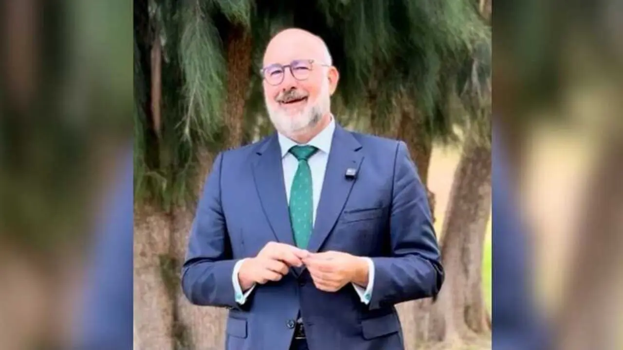 Fil&oacute;logo y educador vocacional, Juan Jos&eacute; de Paiz dedic&oacute; m&aacute;s de 25 a&ntilde;os a la ense&ntilde;anza y a la direcci&oacute;n educativa.