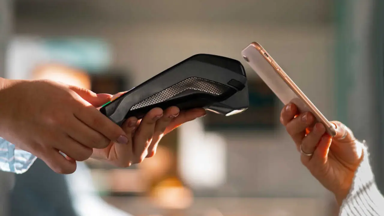 Ni os bancos ni los establecimientos deber&aacute;n depender tanto como hasta ahora de las pasarelas de pago electr&oacute;nico.
