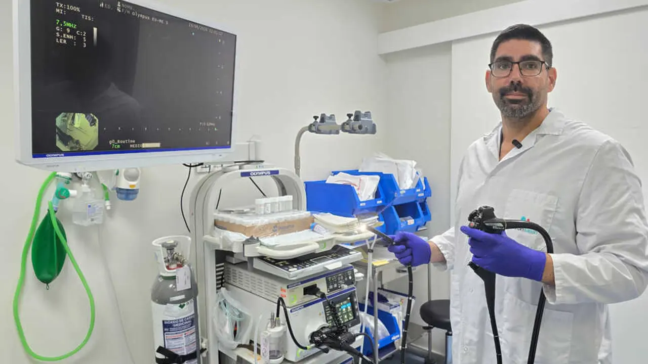 Dr. Manuel de Sola